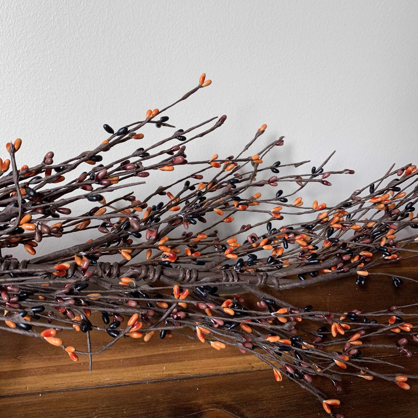 Primitive Mix Pip Berry Garland 4'