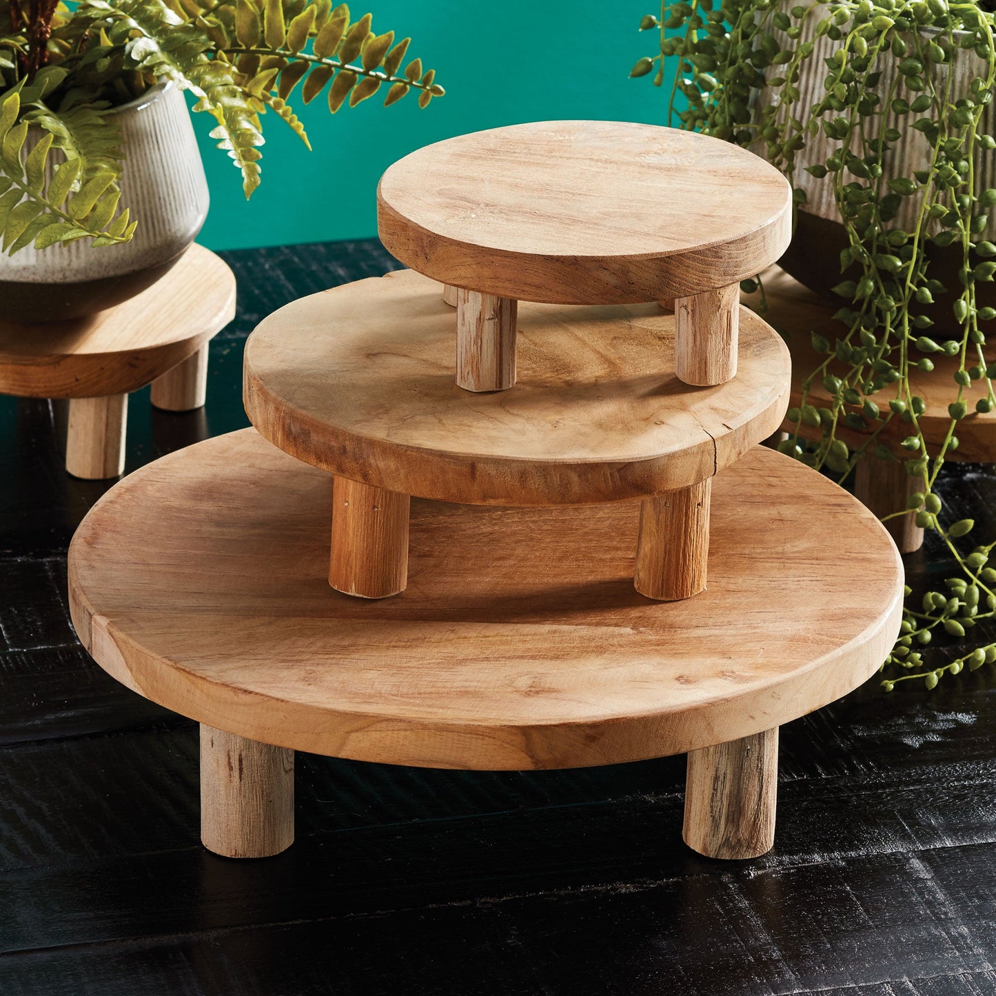 Lida Teak Stand