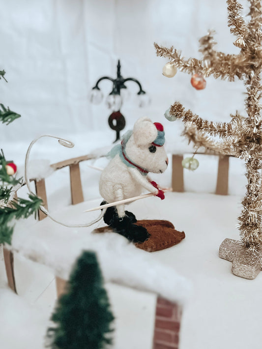 Sew Heart Felt Skiing Mouse