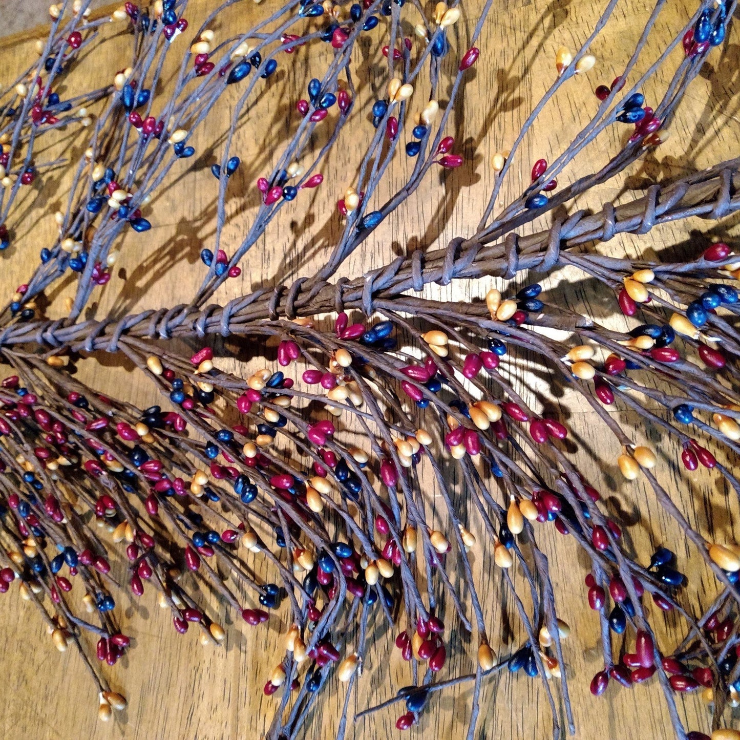 Colonial Pip Berry Garland 4'